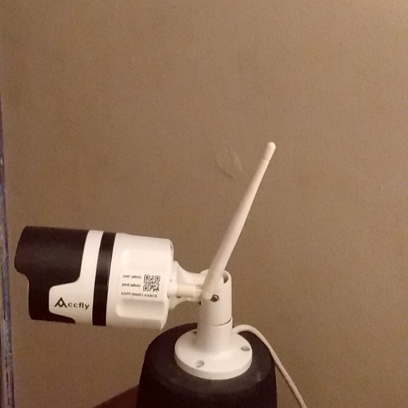 Surveillance Cam - Picture 4 of 4